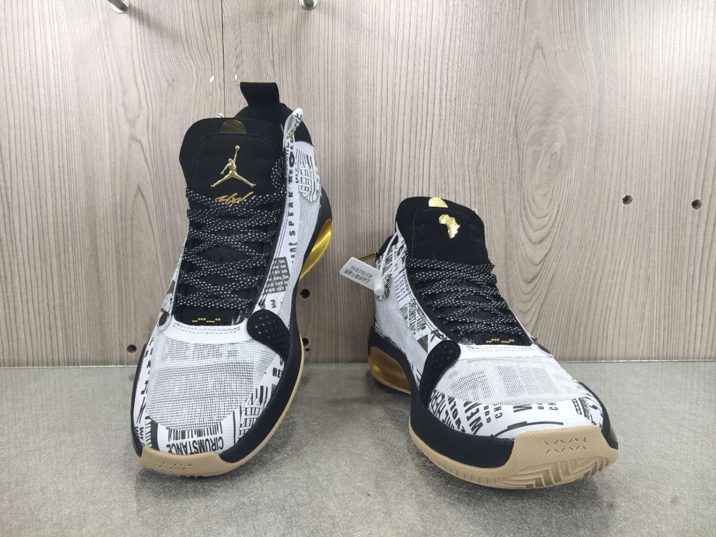 2020 Men Air Jordan 34 White Black Gold Shoes